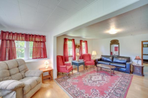 1 Mi to Lake Superior Cottage with Sauna and Rec Room